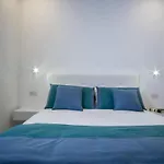 Leone Rosso Apartments